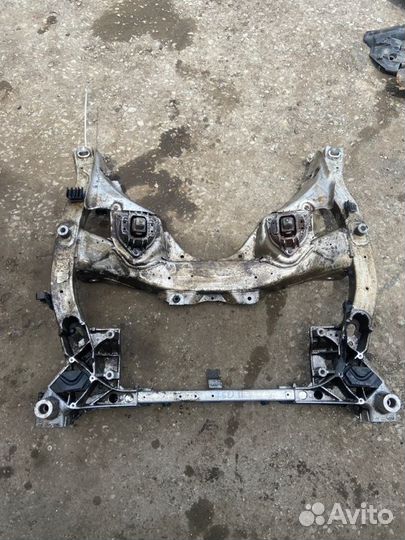 Подрамник Bmw 7-Series F01 N63B44 2008