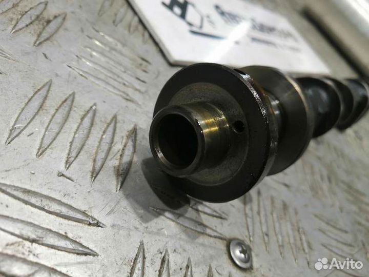 Распредвал впускной передней гбц VQ35DE 3.5 Nissan