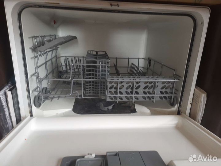 Посудомоечная машина Electrolux 60