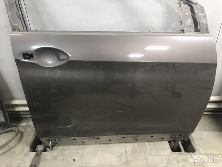 Продам дверь на автомобиль honda