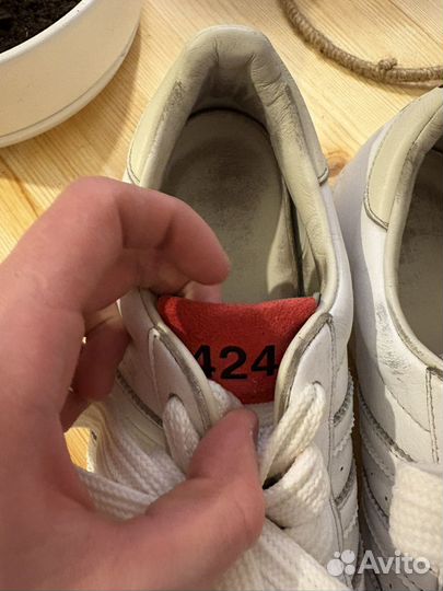 Adidas superstar 424