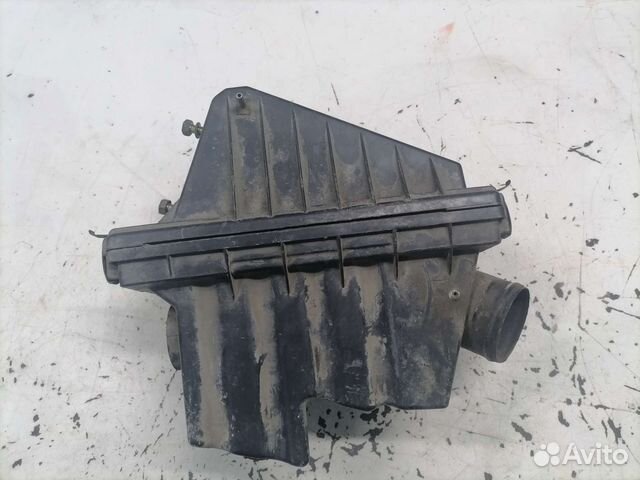 Корпус воздушного фильтра Nissan Bluebird 14 CD20