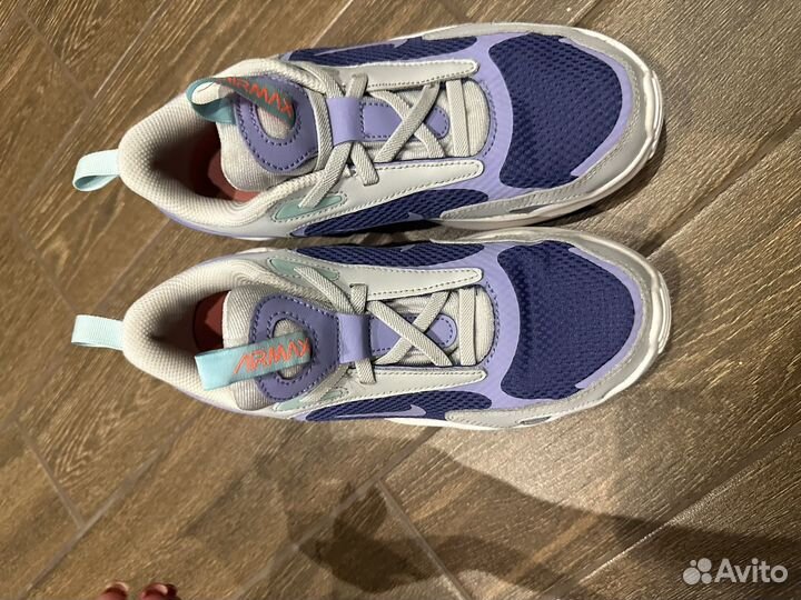 Кроссовки nike