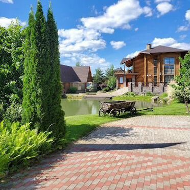 Дом 520 м² на участке 32 сот.