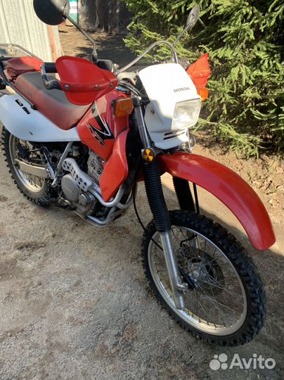 Продам мотоцикл Honda XR650L