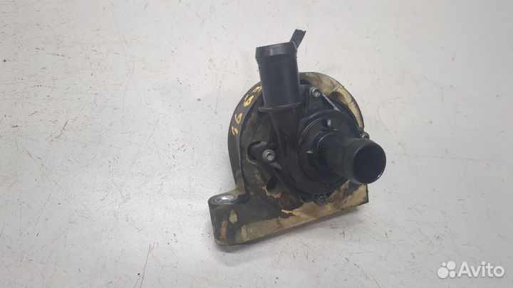 Насос водяной Chevrolet Traverse, 2019