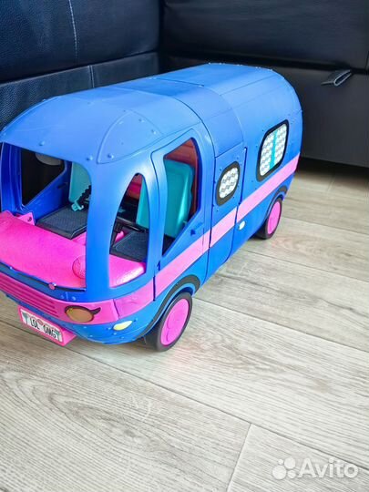 Трейлер автобус LOL