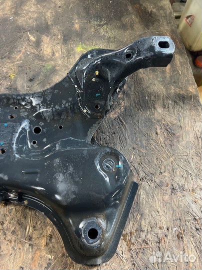 Подрамник Kia Rio G4FA 2015