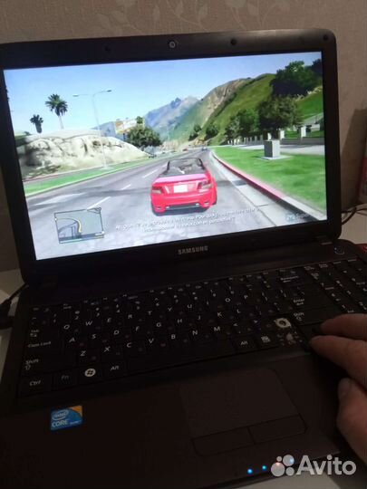 Ноутбук самсунг