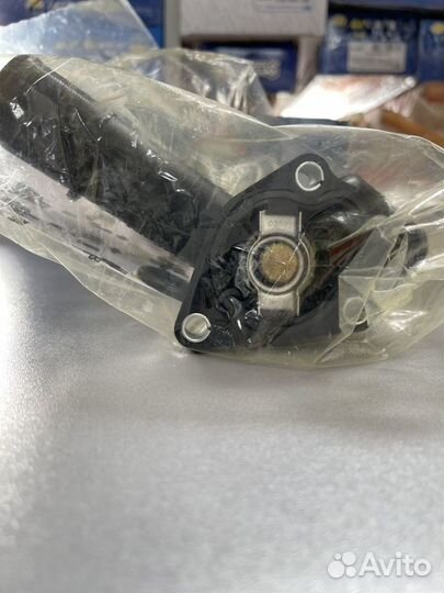 Термостат Renault