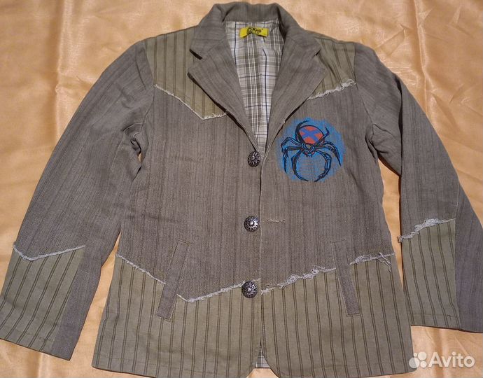 Пиджак, пальто на мальчика от 7 лет