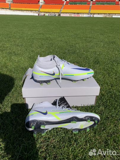 Футбольные бутсы Nike Phantom GT2 Elite FG