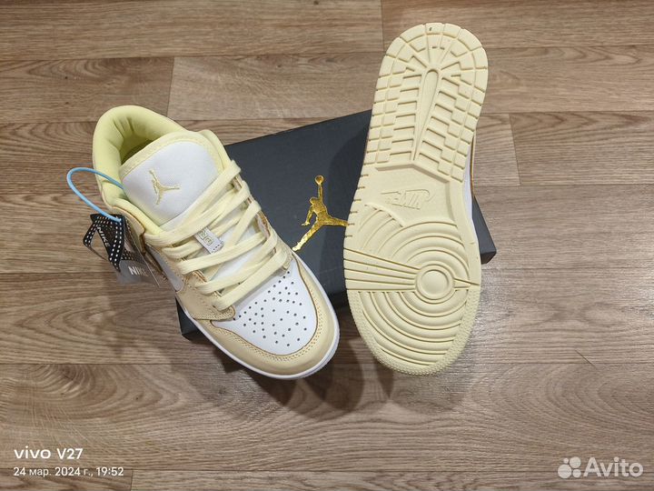 Кроссовки новые Nike air Jordan 1 low в коробках