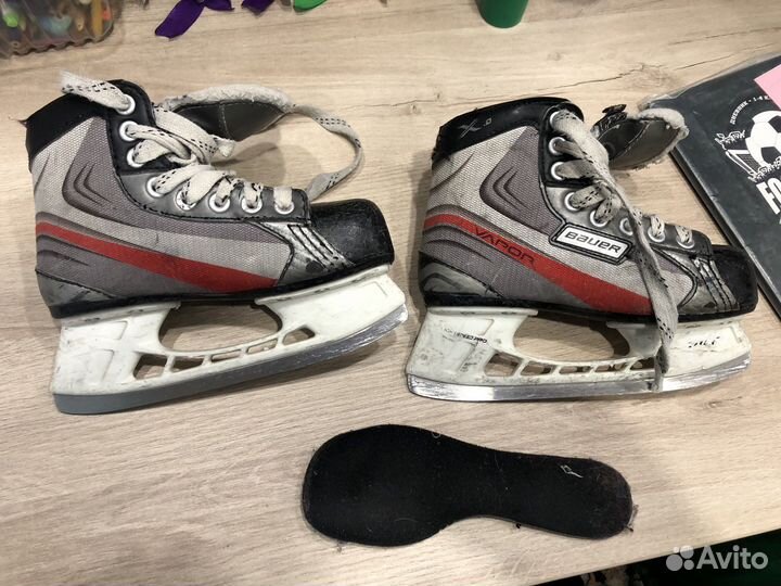 Хоккейные коньки bauer