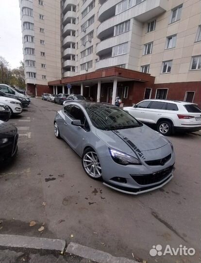 Сплиттер на бампер maxton design Opel Astra GTC
