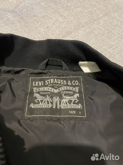 Куртка Levi's бомбер