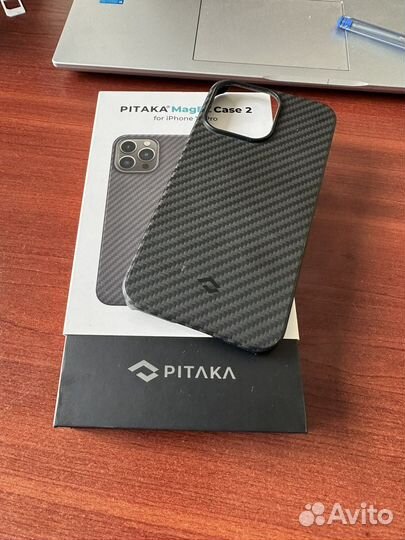 Чехол на iPhone 13 про