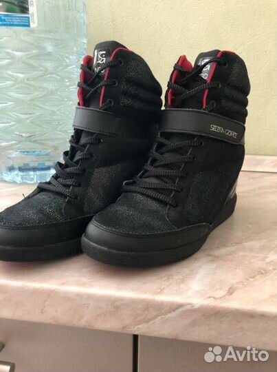 Ботинки Adidas