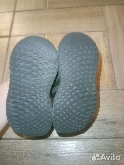 Кросовки Adidas 23 размер