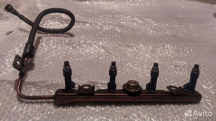 Топливная рампа с форсунками для Toyota 1ZZ