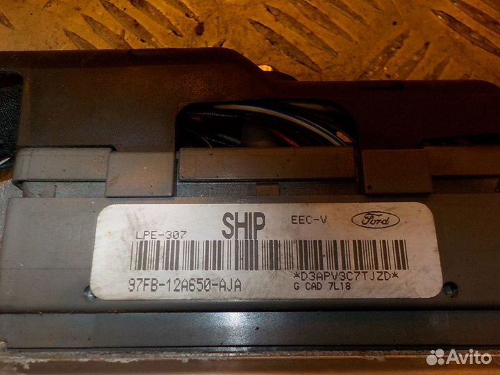 Блок управления двигателем Ford Fiesta