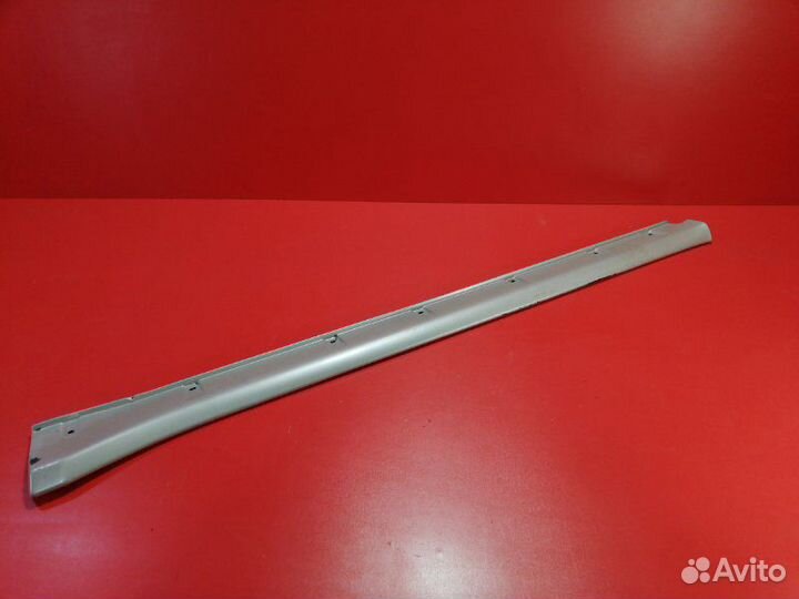 Накладка порога наружная левая Toyota Land Cruiser