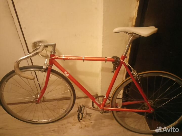 Fuji Feather 2014 orange