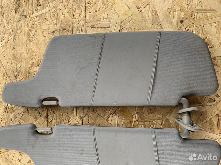 Hyundai accent козырьки