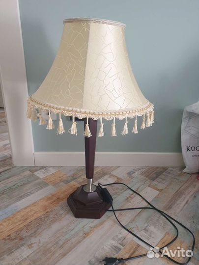 Лампа прикроватная