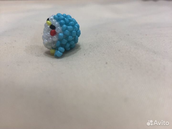 Попугай из бисера