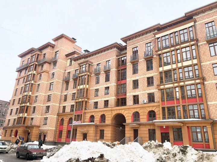 2-к. квартира, 65 м², 6/9 эт.