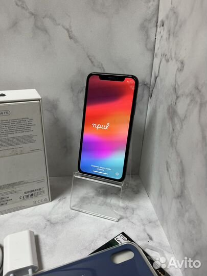 iPhone Xs, 64 ГБ