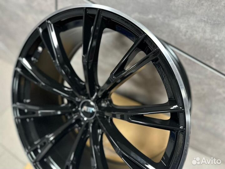 Комплект дисков R21 audi А6 новые литые