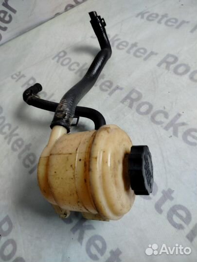 Бачок гур Hyundai Accent 2008