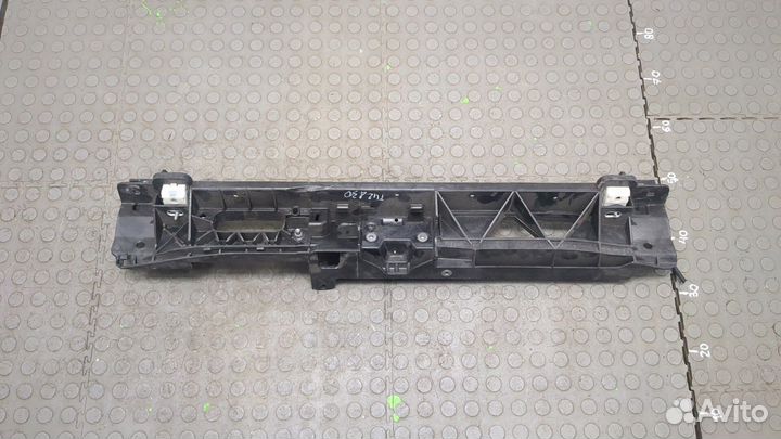 Рамка капота Peugeot 3008 2020, 2024