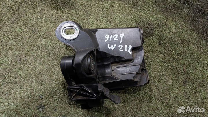 Кронштейн блока ABS (насос) W212,S212,W204