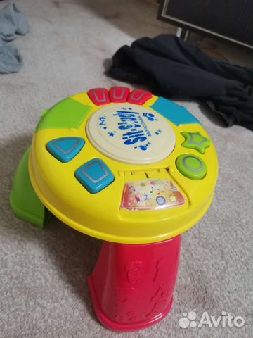 Музыкальный столик