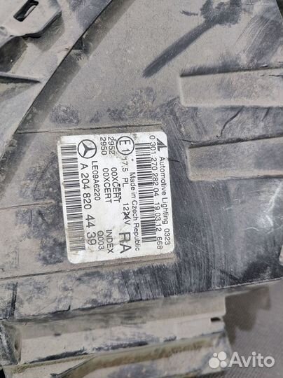 Фара правая Mercedes-Benz C-Klasse W204 2007-2015