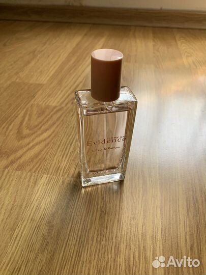 Парфюмерная вода ив роше