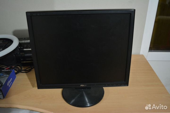 Продам мониторы