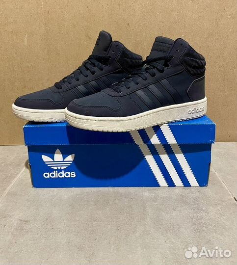 Кроссовки adidas оригинал