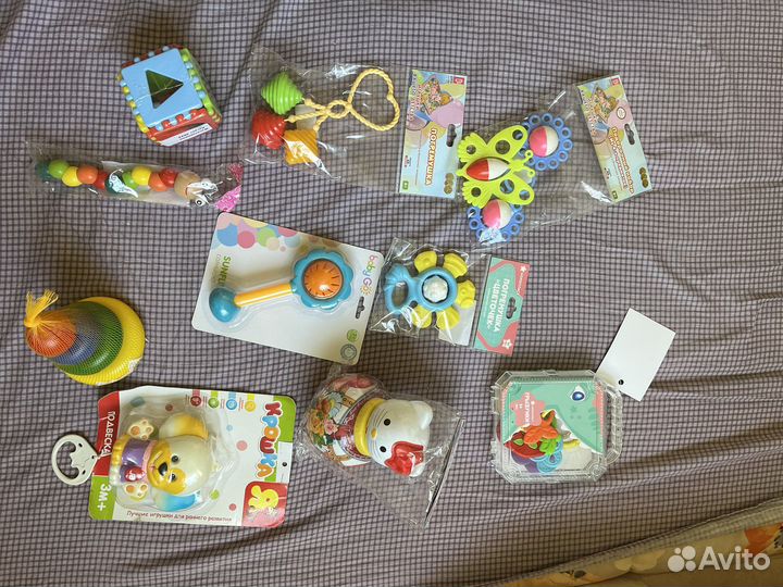 Новые Игрушки для малышей до года пакетом