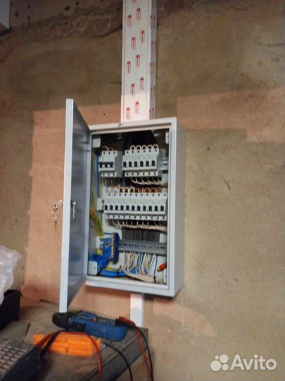 Монтаж электропроводки и оборудования мастерsky