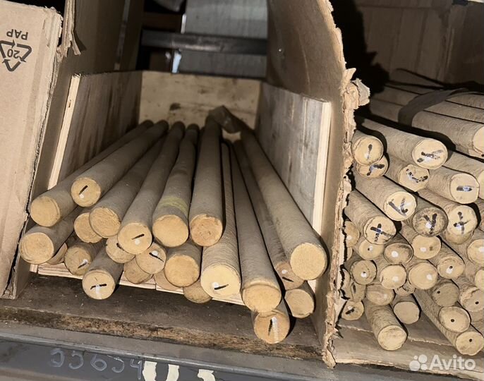 Эбонитовый стержень