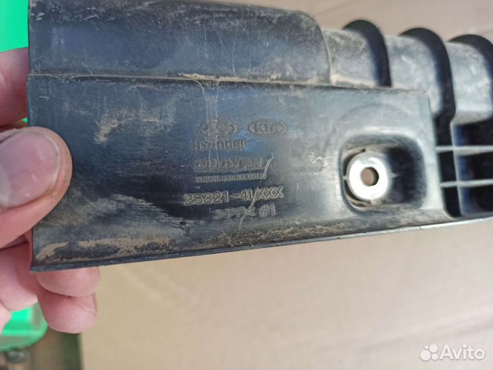 Hyundai solaris 1 диффузор радиатора правый