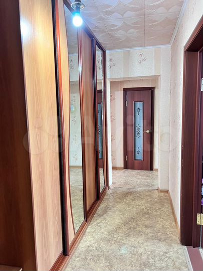 2-к. квартира, 57 м², 4/5 эт.