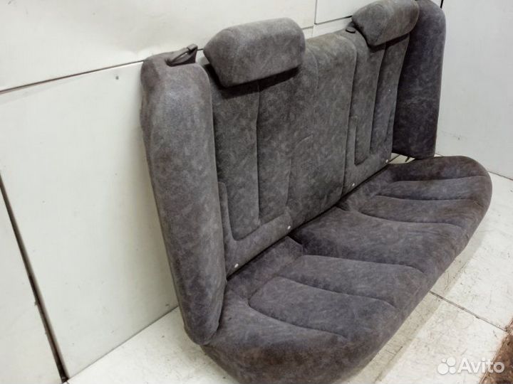 Сиденье заднее Hyundai Elantra 3 XD 2.0 2001