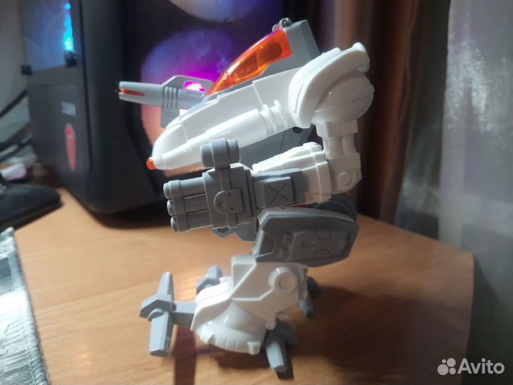 Робот-конструктор