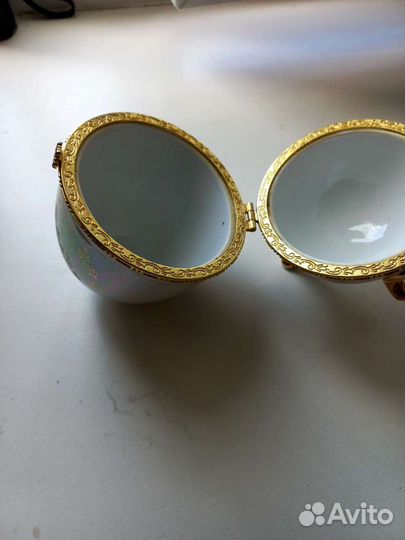 Игрушка Шкатулка яйцо