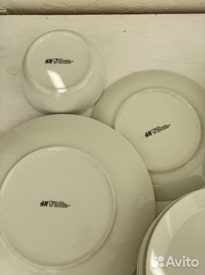 Фарфоровые тарелки H&M